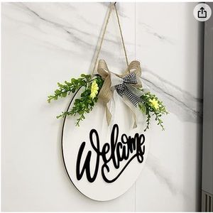 Hello Wreath door Sign